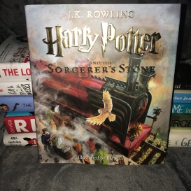 Harry Potter and the Sorcerer's Stone (Illustrated)